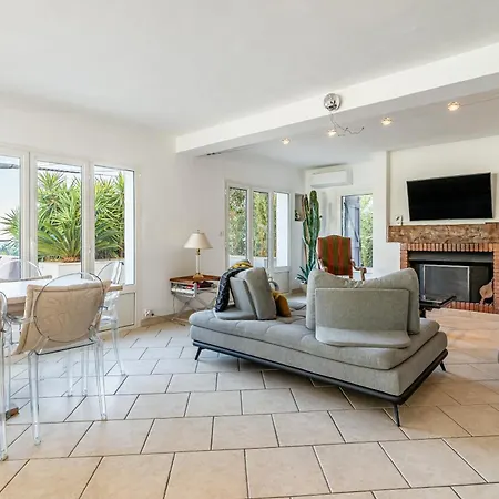 Les Restanques Par Dodo A *