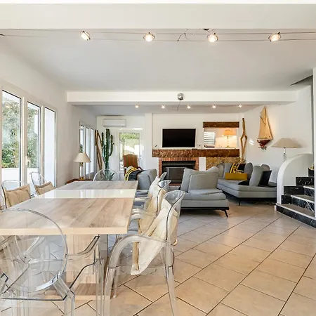 Prázdninový dům Les Restanques Par Dodo A