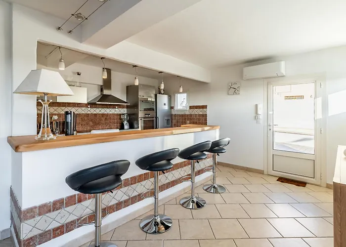 Casa de Férias Les Restanques Par Dodo à *